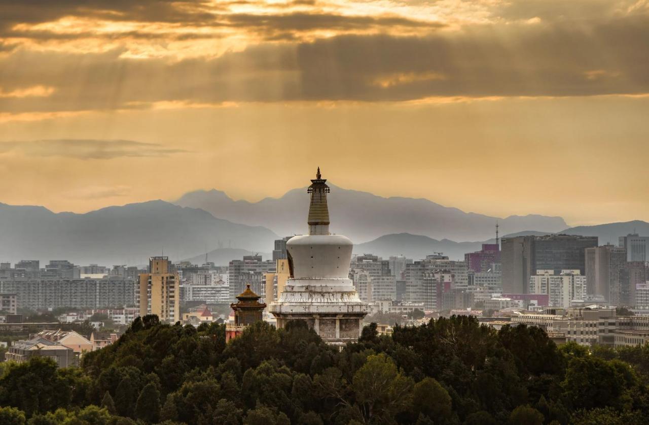 East Sacred Hotel ᴸᴱo---Foreign Accept---Tourism Service English-Speaking 丨 Near Tiananmen Forbidden City丨very Close To Metro Zhangzizhong And Beixinqiao 丨european Foot Ball English丨free Advance Tickets And Laundry Drying Service Coffee Snacks Peking Exteriér fotografie